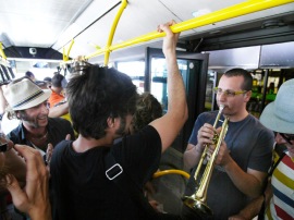 trompeta bus